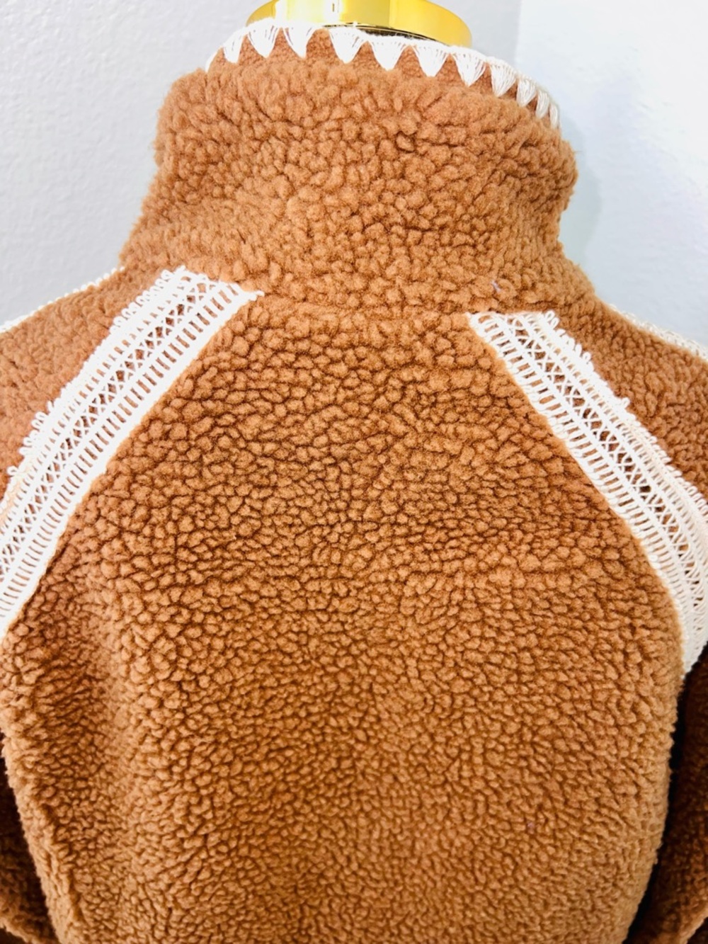 And Now This Sherpa Jacket Brown Cream Crochet Trim Cozy Fleece Zip NWT - Picture 6 of 11